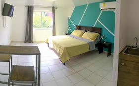 Dona Clara Vacation Apartments